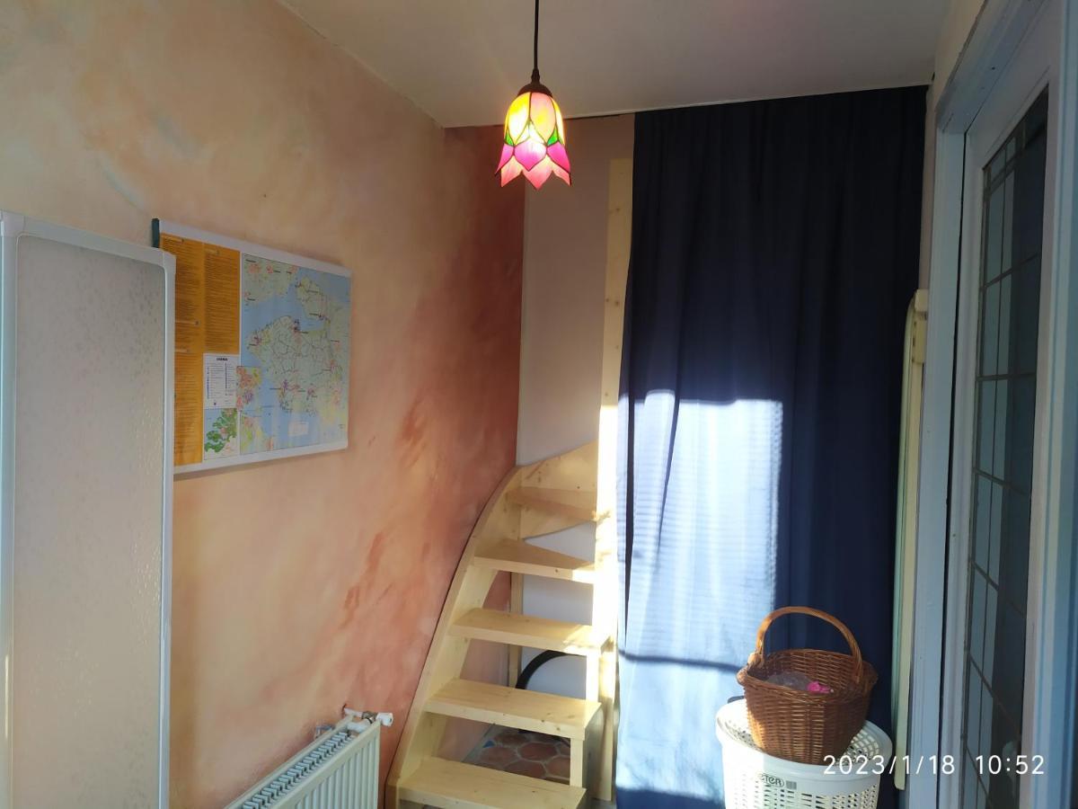 The Cosy Little House With The Sundial Villa Stavenisse Bagian luar foto